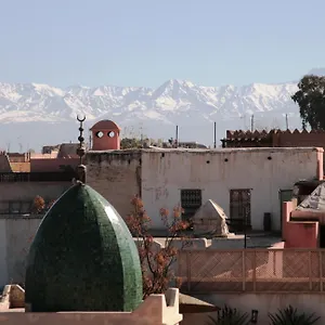 Riad Diana ****